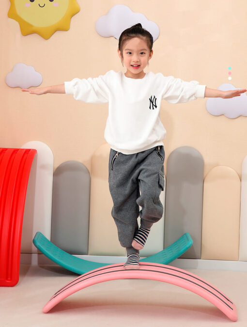 balance board Wobble 2.jpg