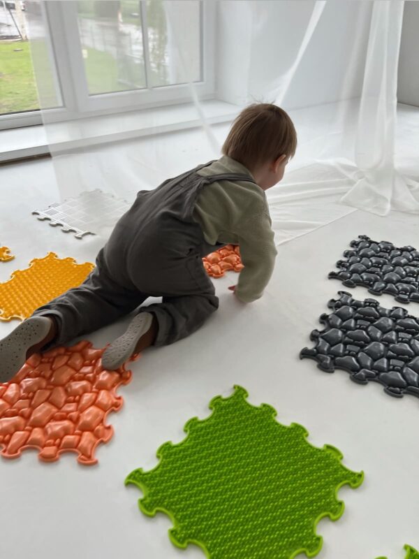 childrens mata sensoryczna 600x800 1.jpg