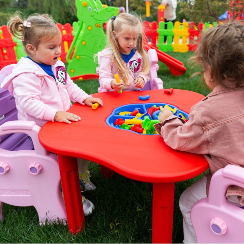 childrens table with cells King 6.jpg